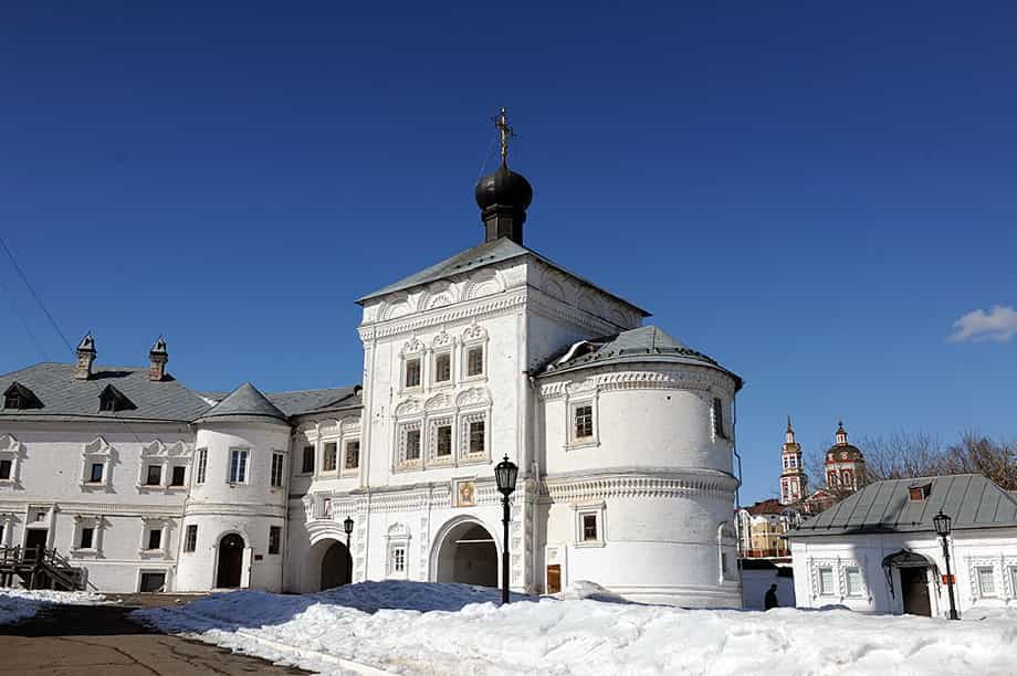В Никольском храме Трифонова монастыря состоится общая исповедь духовенства