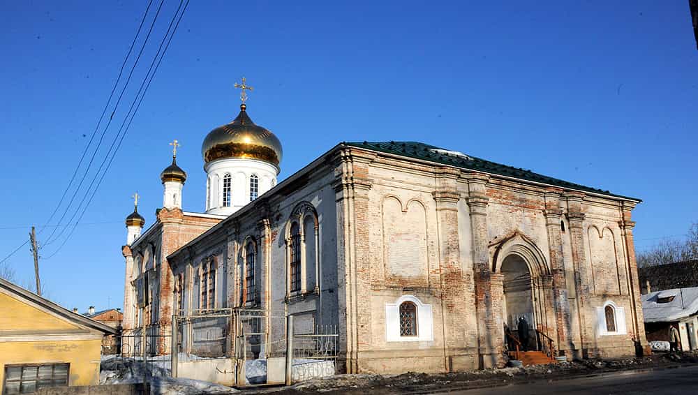 Всенощное бдение в Духовском соборе города Слободского