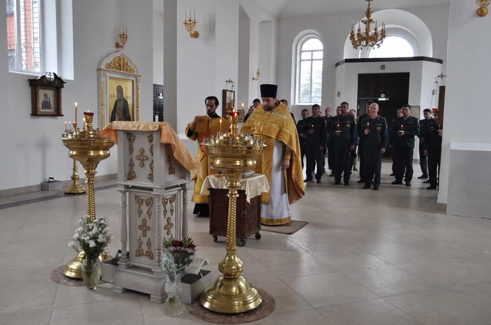 17 сентября – день памяти Иконы Божией Матери, именуемой «Неопалимая Купина»