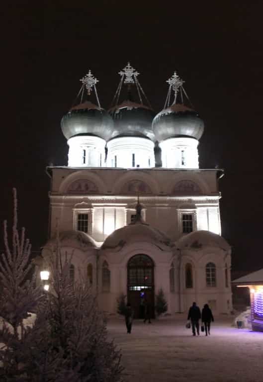 Митрополит Марк возглавил Всенощное бдение в Успенском кафедральном соборе накануне Крещения Господня