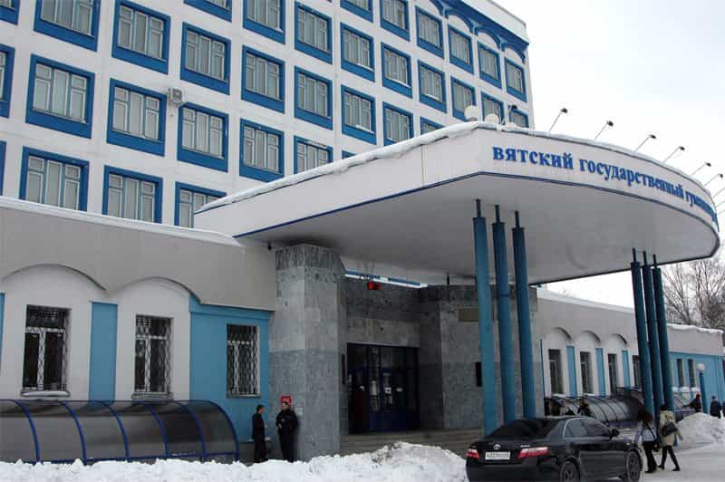 Учащиеся ВДУ рассказали студентам ВятГГУ о значении преподобного Сергия Радонежского в истории России