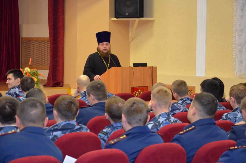 В рамках реализации государственной программы  «Доступная среда» в Кирове состоялся обучающий семинар по русскому жестовому языку