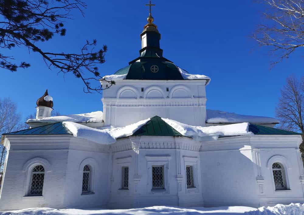 Паломники Трифонова монастыря посетили храмы Слободского и Кукарского благочиний