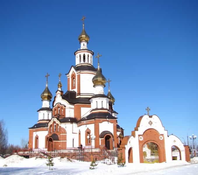 Торжественные богослужения в Храме святых мучениц Веры, Надежды, Любови и матери их Софии