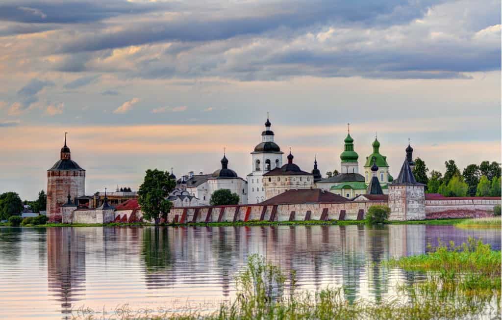 На берегу Сиверского озера