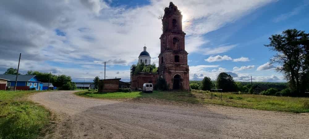 Храм Преображения Господня в селе Селезениха отметил престольный праздник