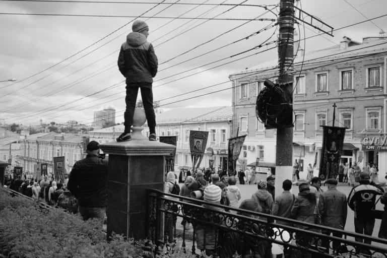 Фотограф журнала «Фома» прошел Великорецким крестным ходом и сделал уникальные кадры