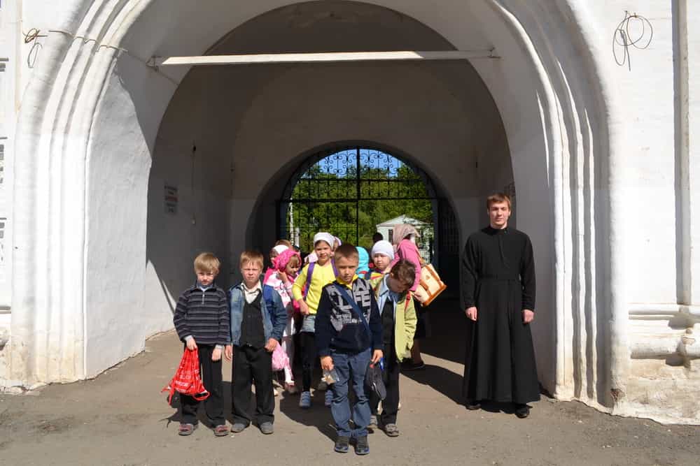 К святителю Николаю за благословением…