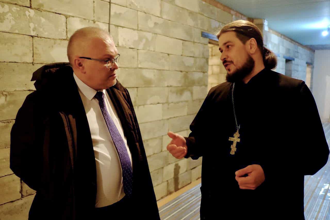 Губернатор Кировской области посетил Благовещенский храм и строящийся кризисный центр «Дом для мамы» в Кикнуре