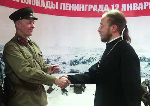 Помощник благочинного Кирово-Чепецкого благочиния получил медаль «За активную работу в поисковом движении»