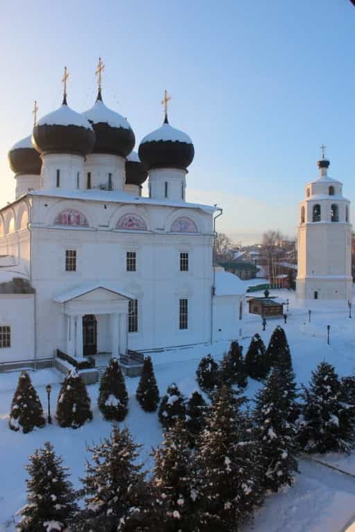 Санитарно-эпидемиологическая служба проверила качество воды в источнике и купели Трифонова монастыря