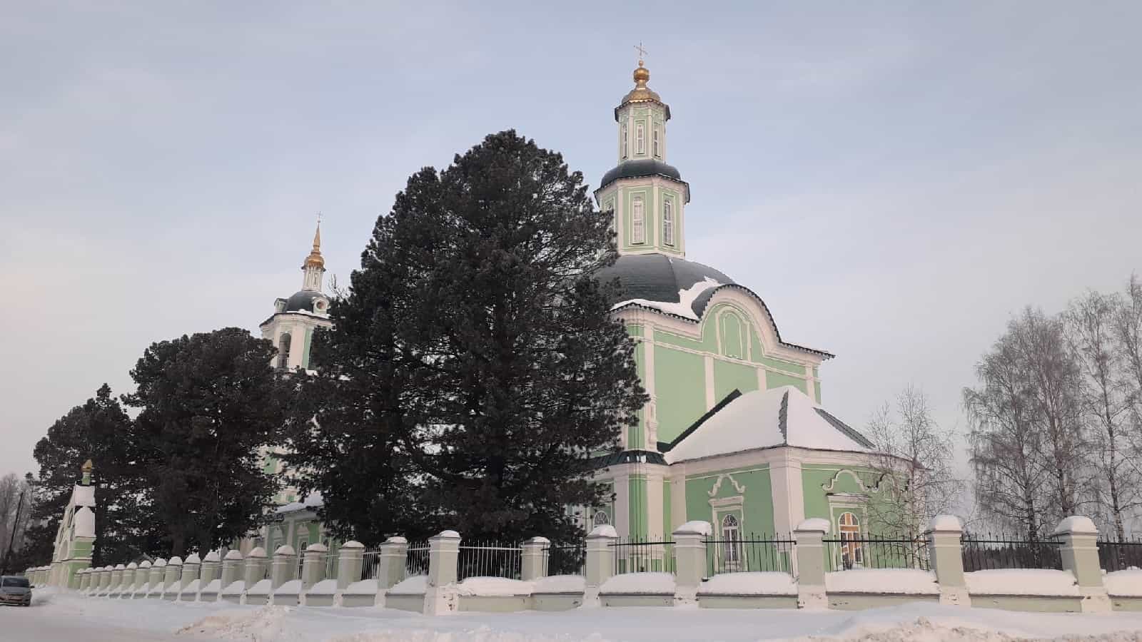 Паломники поклонились слободским святыням