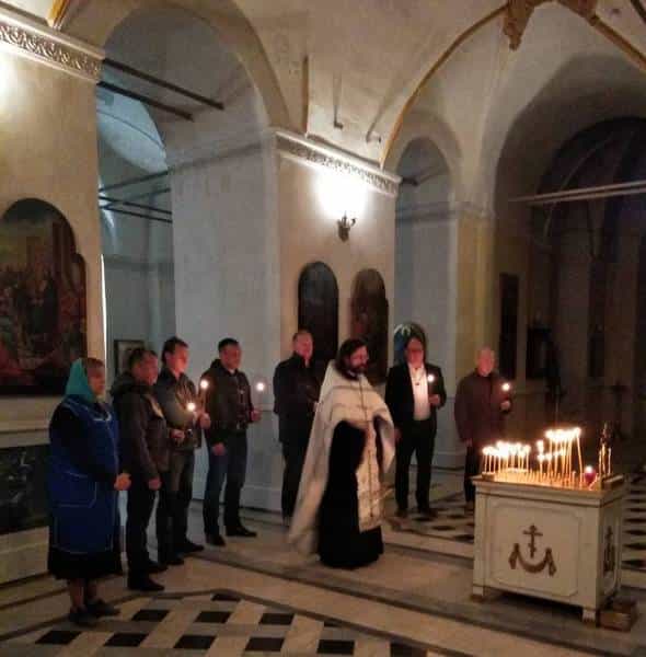 Заупокойная лития по погибшим мотоциклистам состоялась в Спасском соборе города Кирова