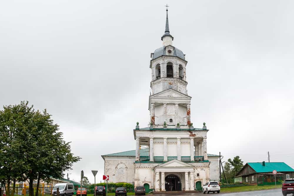 Торжественное богослужение в Троицком храме села Кстинино