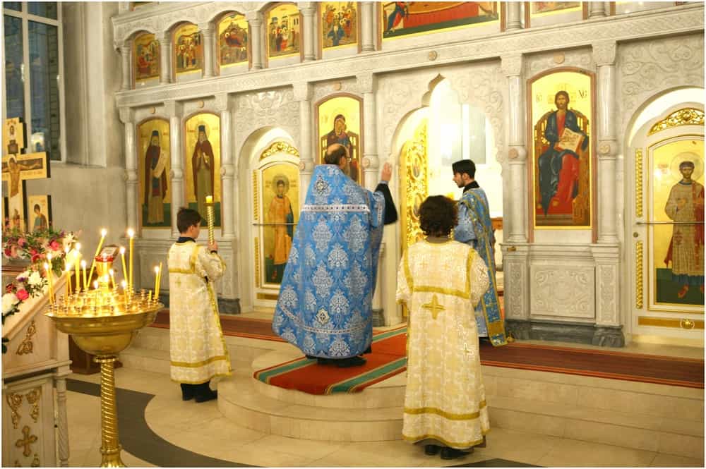 Состоялся престольный праздник храма в честь иконы Божией Матери «Всех скорбящих Радость»