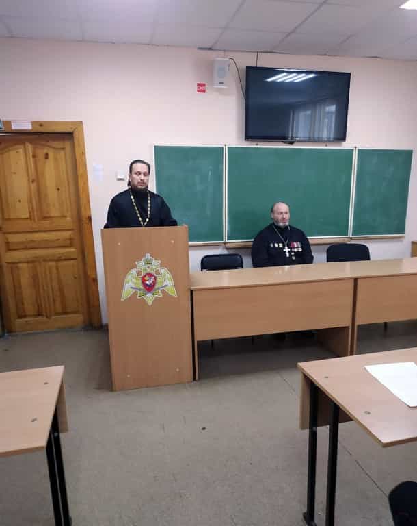 Состоялась встреча духовенства Вятской епархии с сотрудниками Управления вневедомственной охраны войск национальной гвардии России по Кировской области