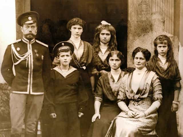 О мученической кончине Царской Семьи и их верных слуг