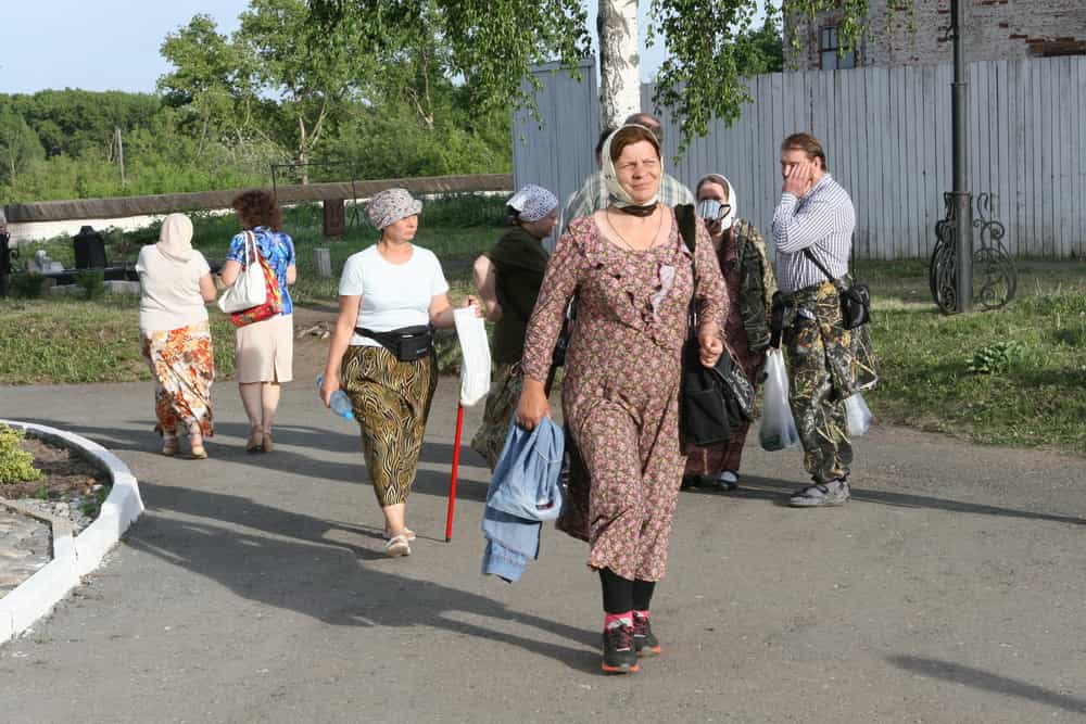 В палаточный городок возле Свято-Трифонова монастыря прибыла полевая кухня
