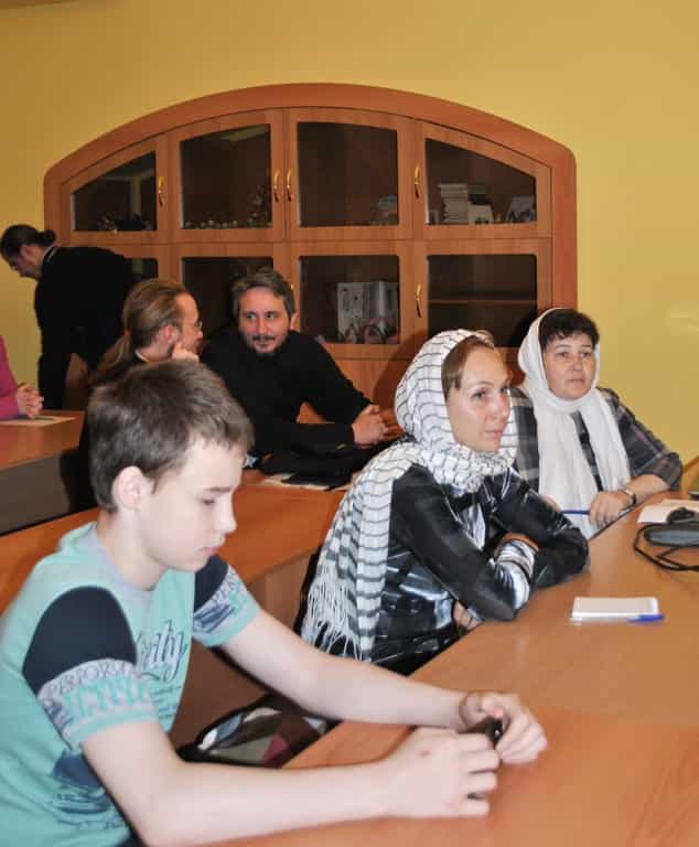 «Создание молодежного клуба на приходе»