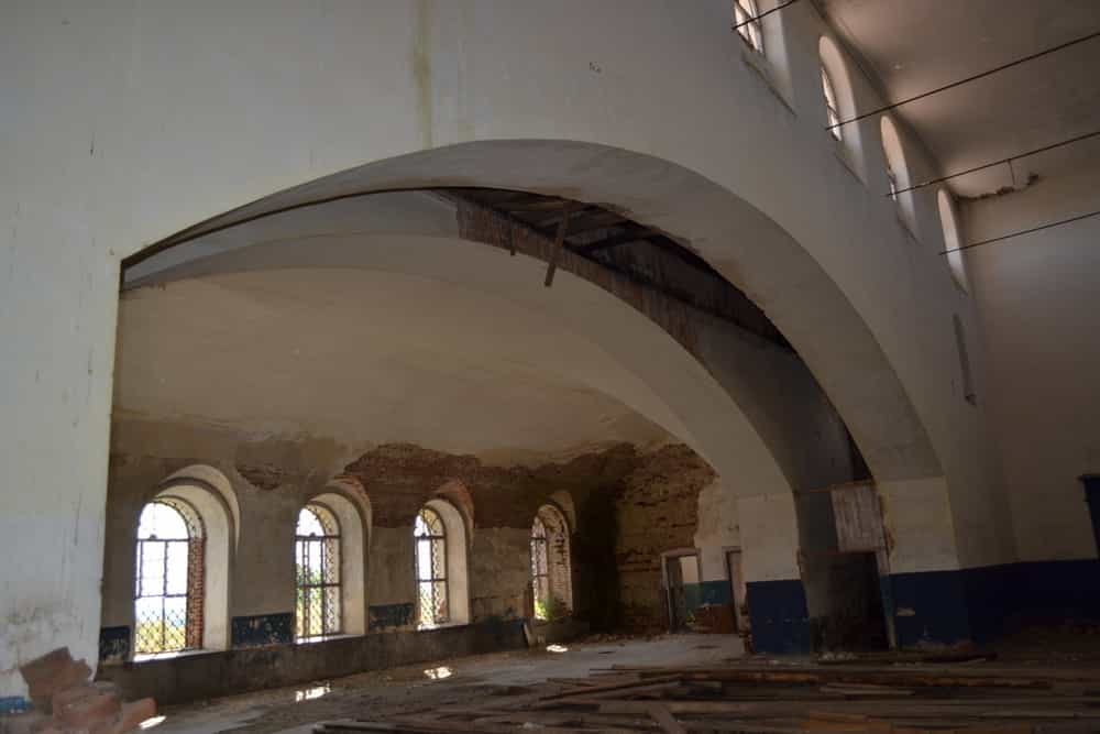 Молебен в Покровской церкви села Верходворье