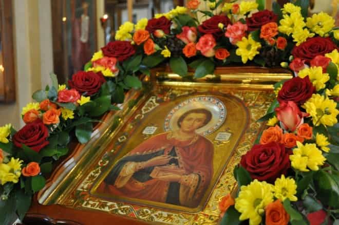 9 августа состоится престольный праздник храма великомученика и целителя Пантелеимона