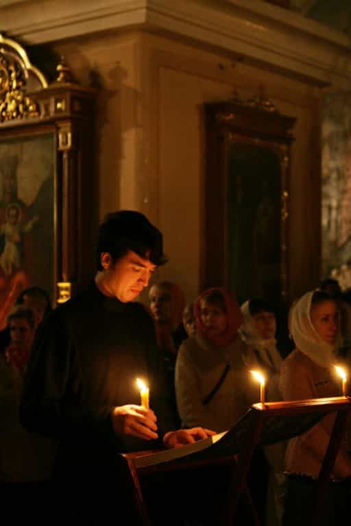 В праздник Светлого Христова Воскресения митрополит Вятский и Слободской Марк возглавил торжественное богослужение в Успенском кафедральном соборе г. Кирова