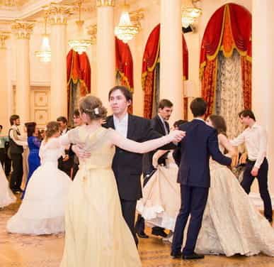 В воскресенье состоится Сретенский бал в городе Слободском