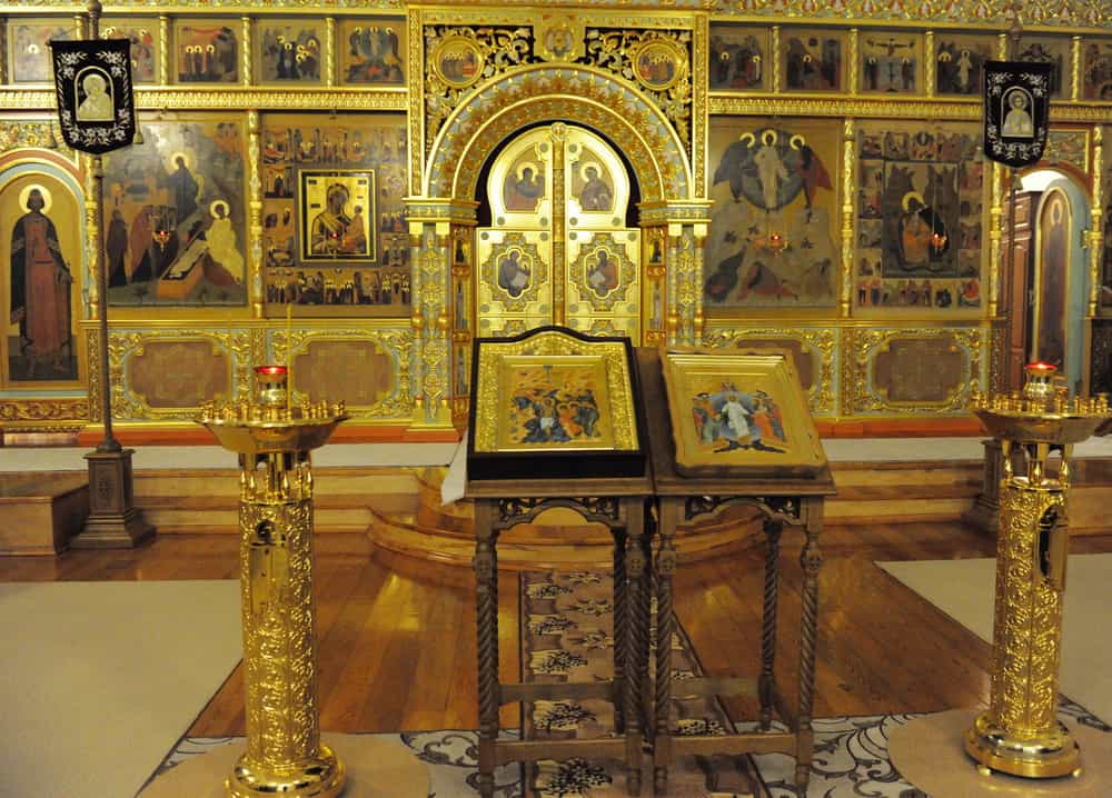 Митрополит Марк совершил всенощное бдение в Преображенском монастыре города Кирова