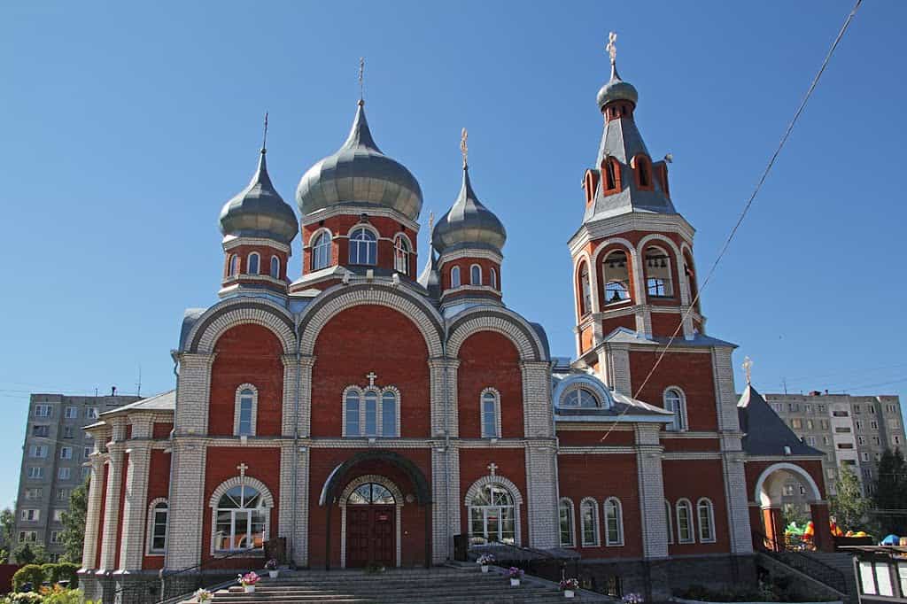 Святыни храма великомученика и целителя Пантелеимона г. Кирова