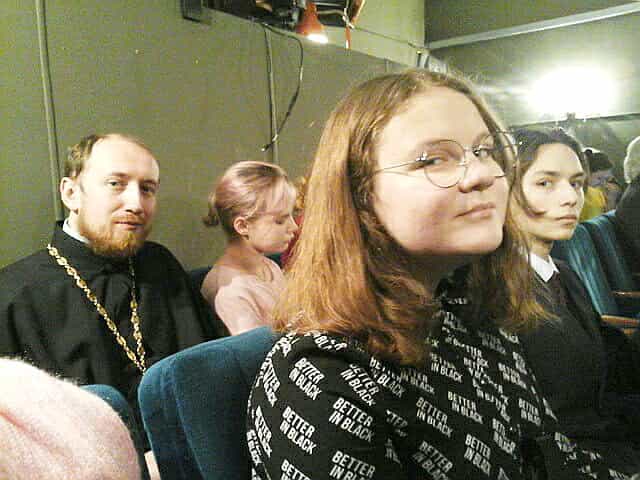 Представители Миссионерского отдела и волонтеры студии «Благодать» приняли участие в дискуссии по теме «Театр: пространство молодежи, свобода и ответственность»