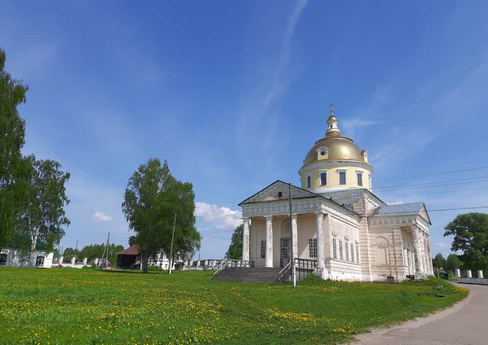 Паломники Пермского края посетили храмы и монастыри Вятской Митрополии
