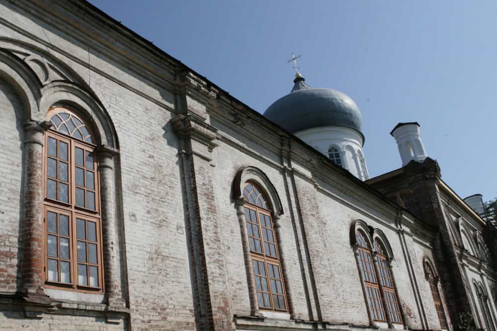 Архиерейское служение в престольный праздник в храме Сошествия Святаго Духа в г. Слободском