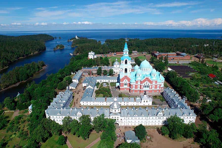 Паломническая служба «СВятки» приглашает в июле в поездки на Валаам и в Годеново