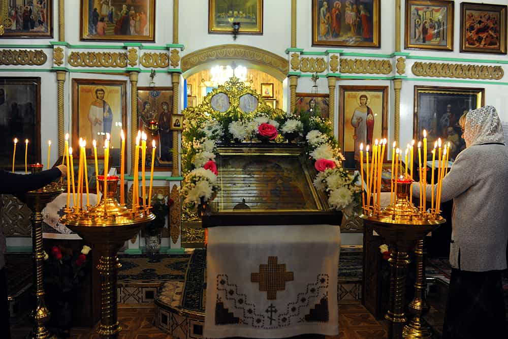 Митрополит Вятский и Слободской Марк возглавил вечернее богослужение в храме в честь Казанской иконы Божией Матери поселка Лянгасово