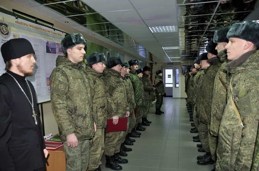 Настоятель храма вмч. Георгия Победоносца п. Мирный иерей Евгений Костылев посетил объект по уничтожению химического оружия