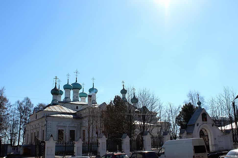 Митрополит Марк возглавил Пасхальные богослужения в городе Слободском