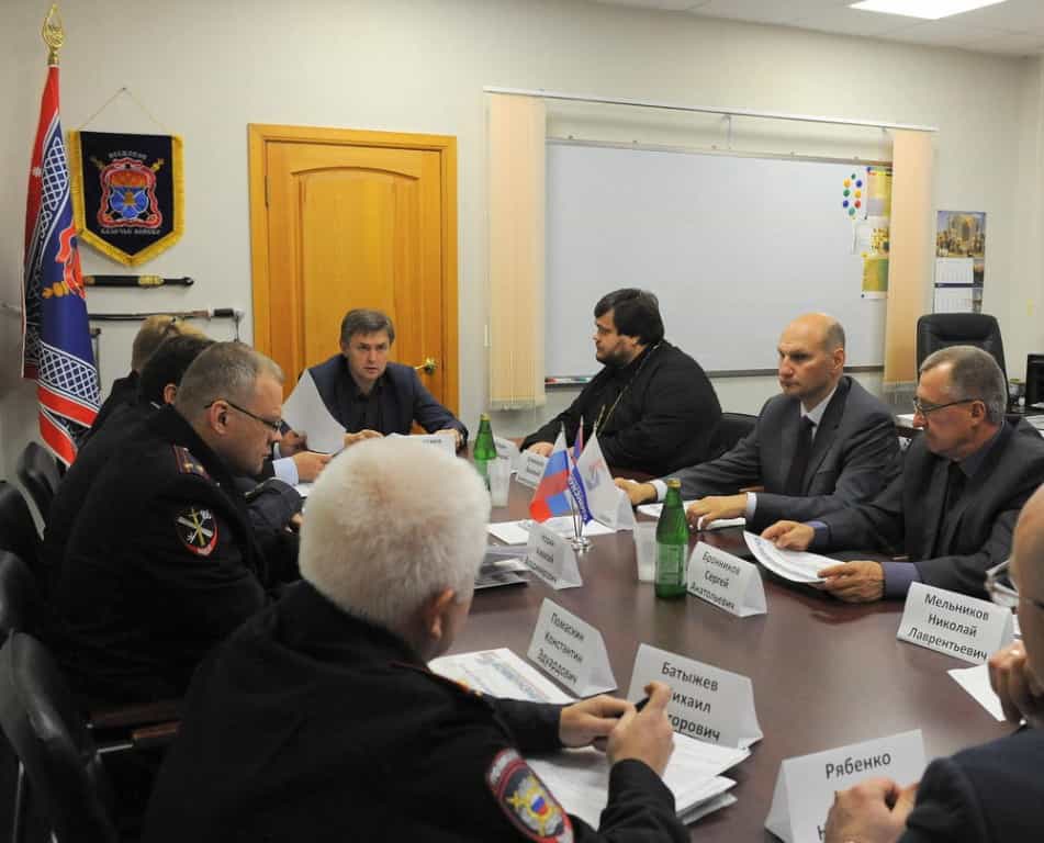 Секретарь Вятской епархии принял участие в заседании Общественного совета при УМВД России по городу Кирову