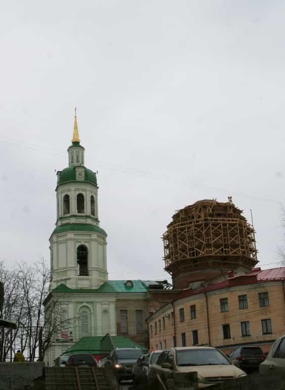 В Великую пятницу митрополит Марк возглавил Царские часы в Спасском соборе