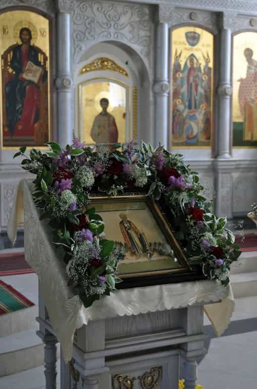 Праздничные богослужения в храме Всех скорбящих Радость