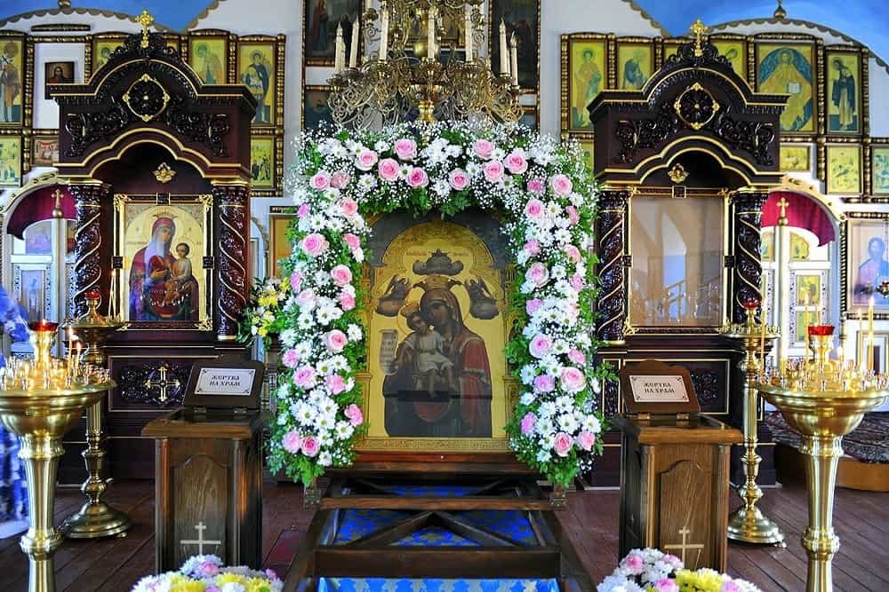 Празднование иконы Божией Матери «Достойно есть» в Нижнеивкино