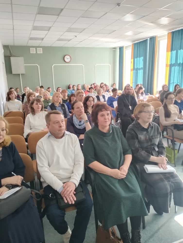 Взаимодействие семьи и школы в духовно-нравственном воспитании