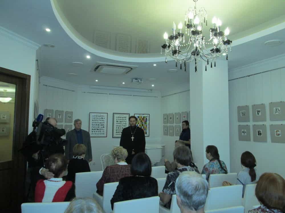 Встреча волонтеров молодежной студии «БлагоДать» с писателем Александром Сегенем