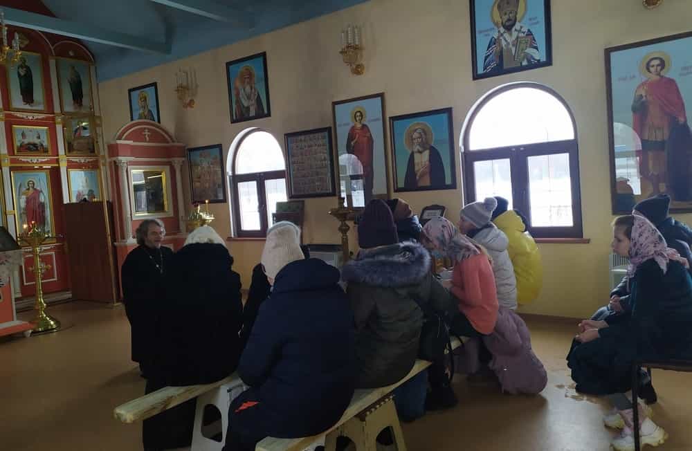 Беседа с прихожанами