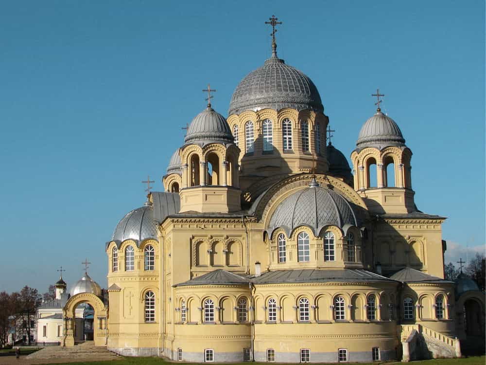 По приглашению митрополита Екатеринбургского и Верхотурского Кирилла митрополит Вятский и Слободской Марк принял участие в торжествах посвященных 310-летию перенесения мощей праведного Симеона Верхотурского