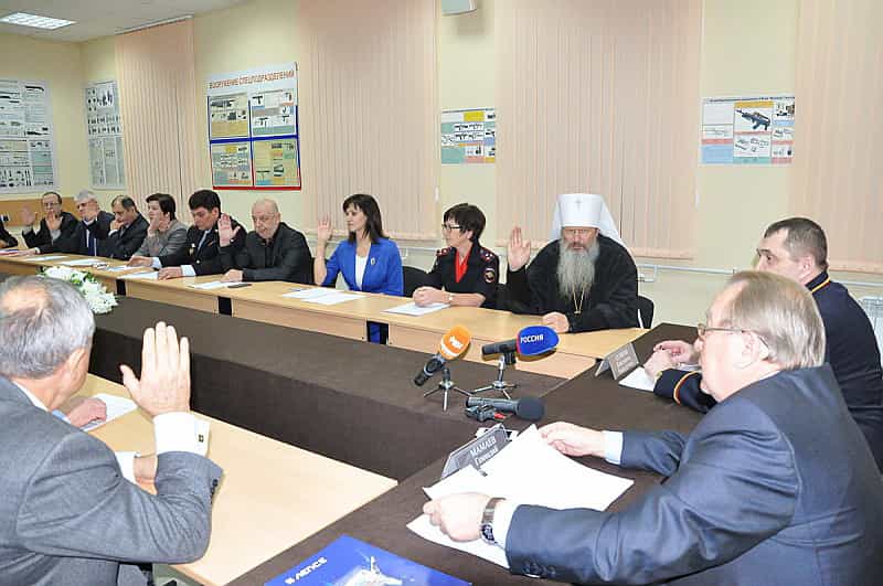Митрополит Вятский и Слободской Марк принял участие в первом заседании нового состава Общественного совета при УМВД России по Кировской области