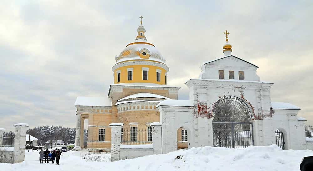 На сайте Великорецкого подворья Свято-Успенского Трифонова мужского монастыря появилась возможность сделать пожертвование с помощью банковской карты