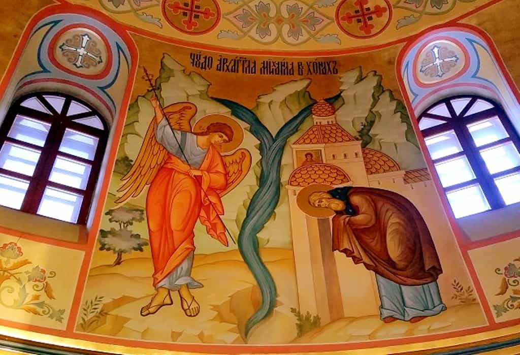 19 сентября — Воспоминание чуда Архистратига Михаила, бывшего в Хонех