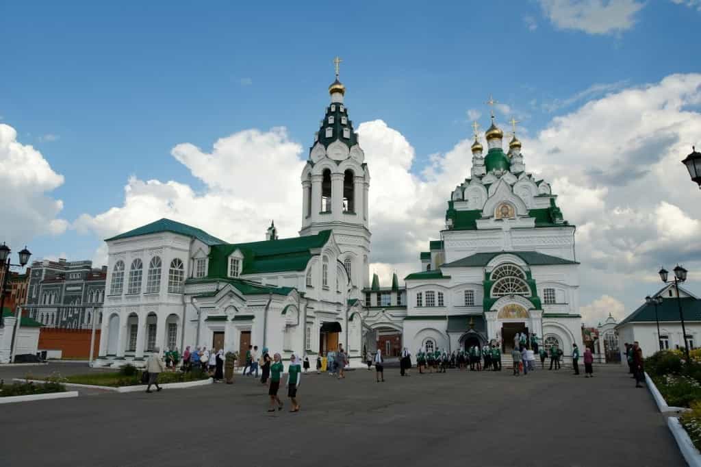 Митрополит Марк возглавил вечернее богослужение в Свято-Троицком храме Йошкар-Олы