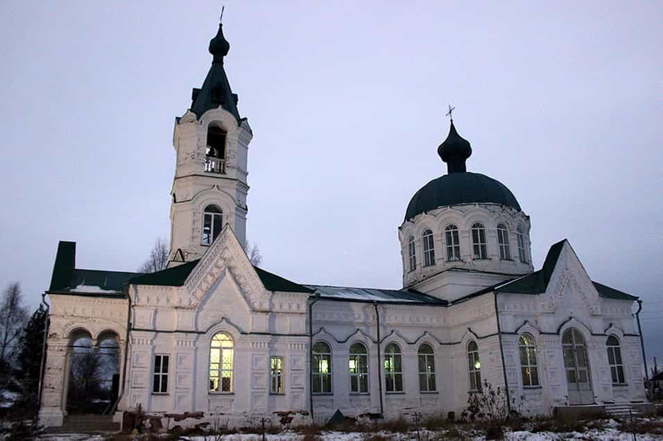 Престольный праздник в Михайло-Архангельской церкви села Русское