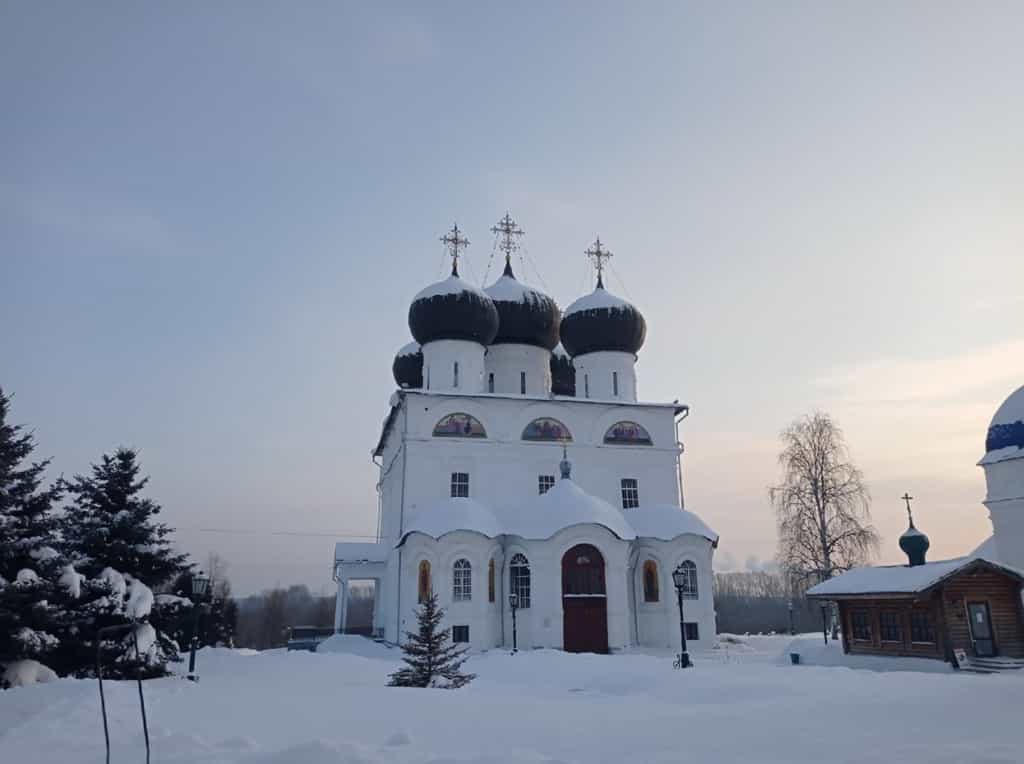 В Свято-Успенском кафедральном соборе молитвенно почтили память святой равноапостольной Нины